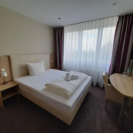 Hotel Siebenschlaefer Am Wasserturm