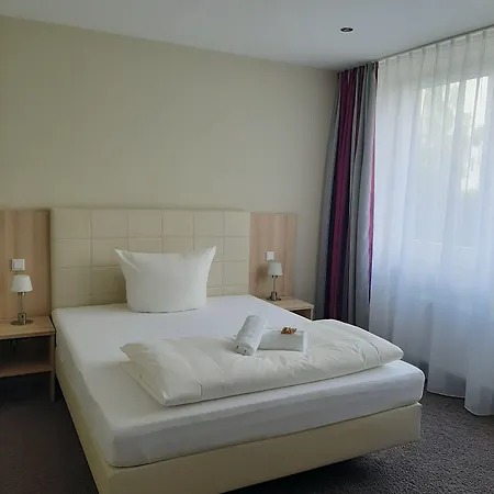 Hotel Siebenschlaefer Am Wasserturm 3*