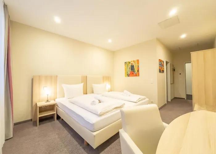 فندق Siebenschlaefer Am Wasserturm 3*